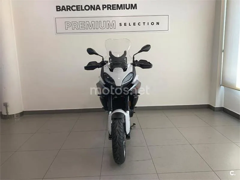 BMW F 900 XR – Vista 3
