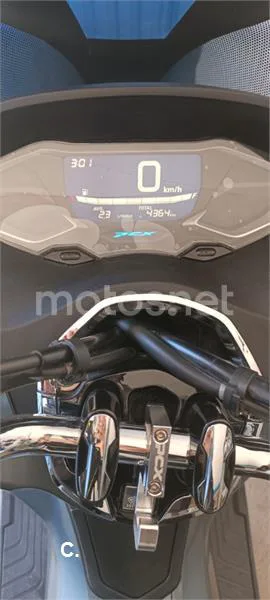 Honda PCX 125 – Vista 5