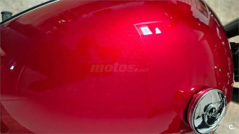 Triumph Bonneville – Vista 8