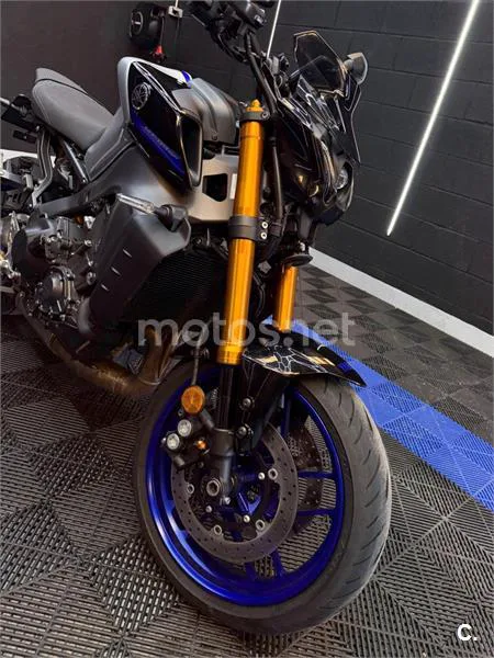 Yamaha MT-09 – Vista 2