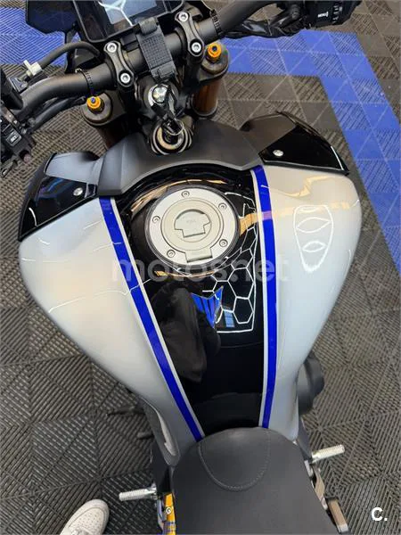 Yamaha MT-09 – Vista 3