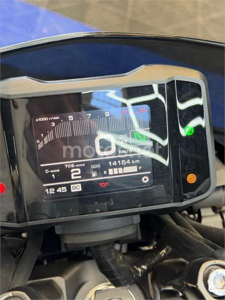 Yamaha MT-09 – Vista 8