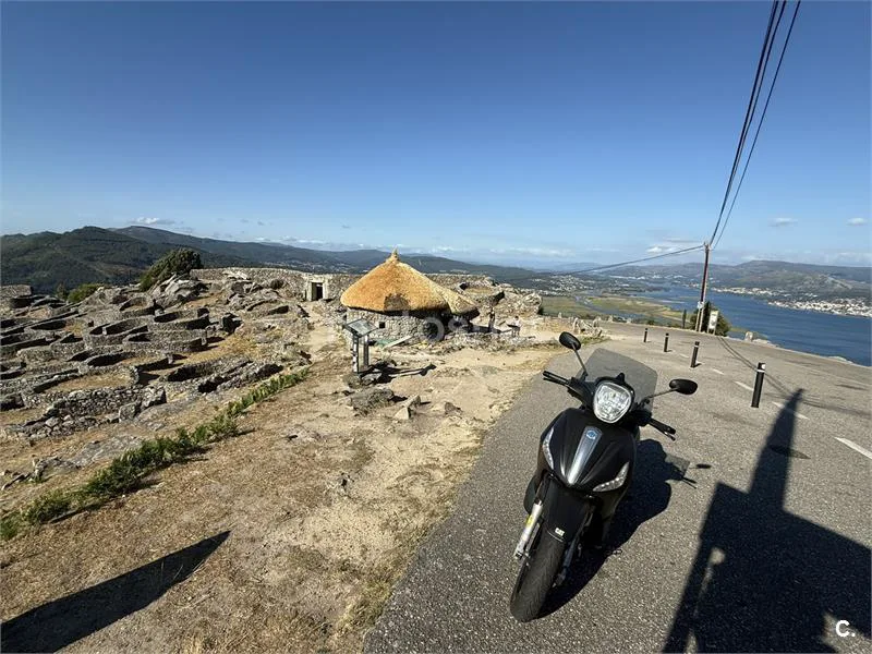Piaggio Beverly – Vista 2