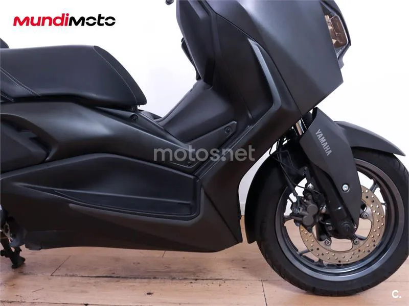 Yamaha XMAX 125 – Vista 25