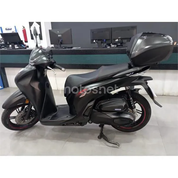Honda SH 350i – Vista 3
