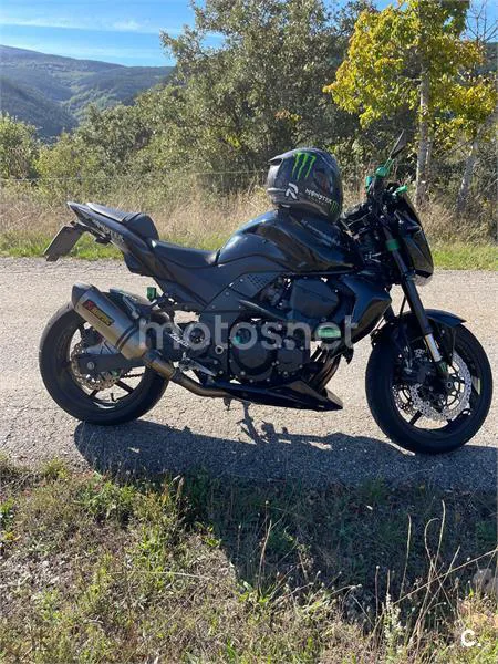 Kawasaki Z 750 – Vista 2