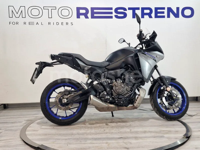 Yamaha Tracer 7 – Vista 7