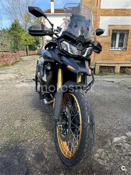 Voge 900 DSX – Vista 4