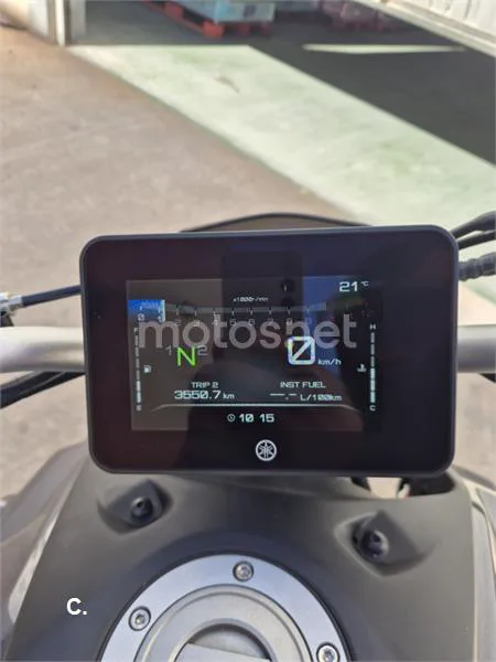 Yamaha MT-07 – Vista 5