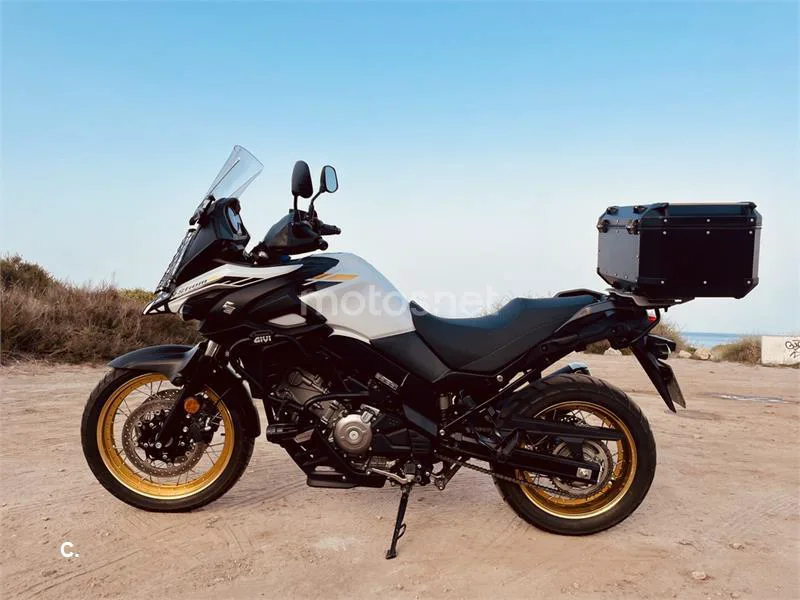 Suzuki V-Strom 650 XT – Vista 11