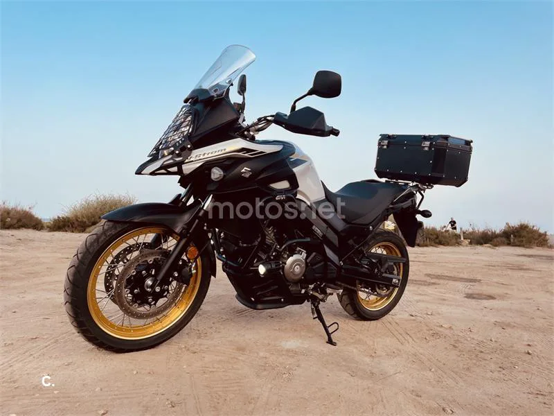 Suzuki V-Strom 650 XT – Vista 10