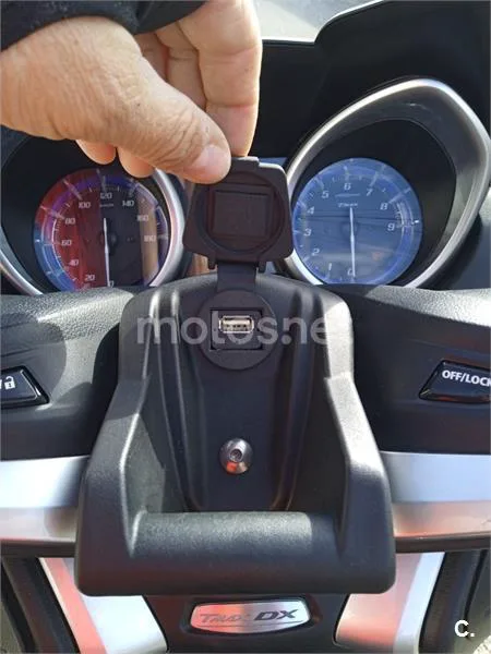 Yamaha TMAX – Vista 3