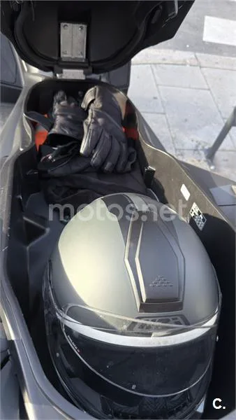 Yamaha XMAX 300 – Vista 5