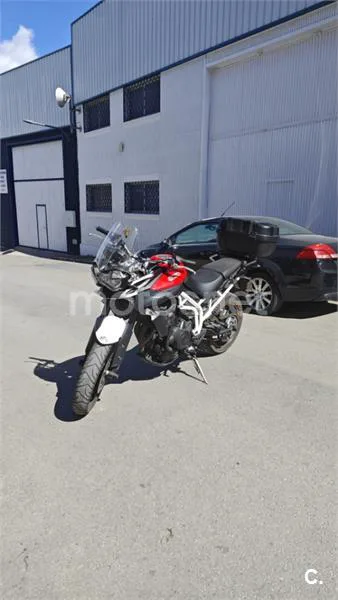 Triumph Tiger 800 – Vista 6