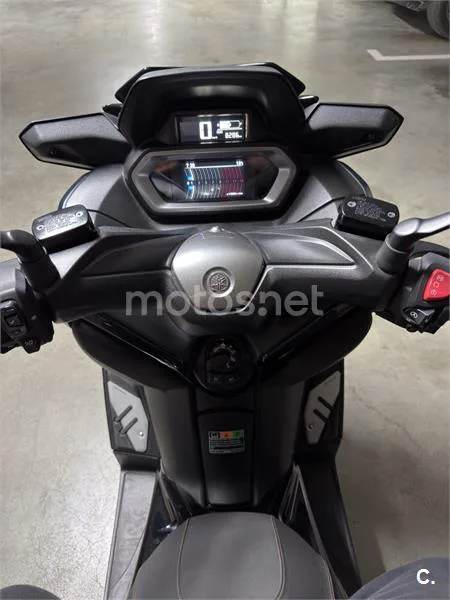Yamaha XMAX 125 – Vista 6