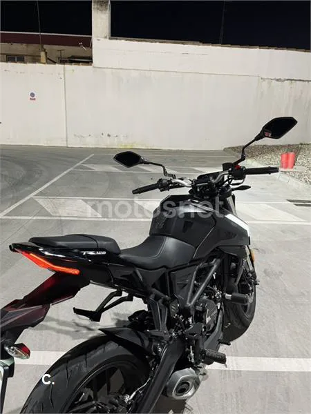 Voge 125 R – Vista 2