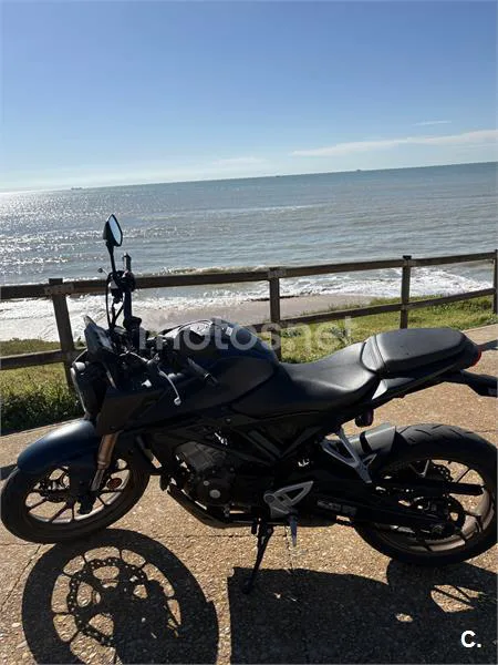 Honda CB 125 R – Vista 4