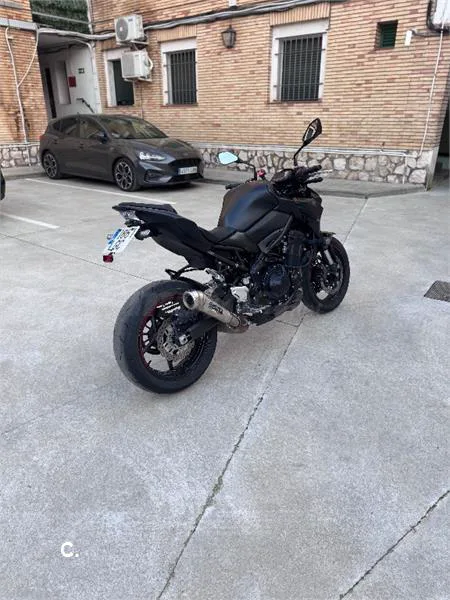 Kawasaki Z 900 – Vista 2