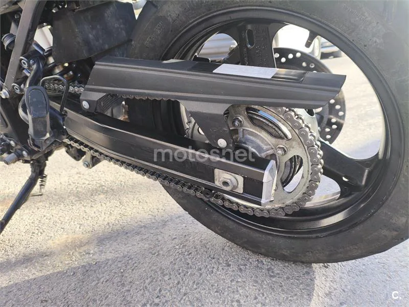 Suzuki V-Strom 650 – Vista 6