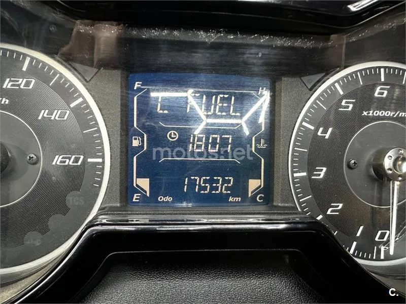Yamaha XMAX 300 – Vista 7