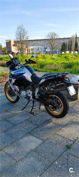 Voge 900DSX – Vista 4