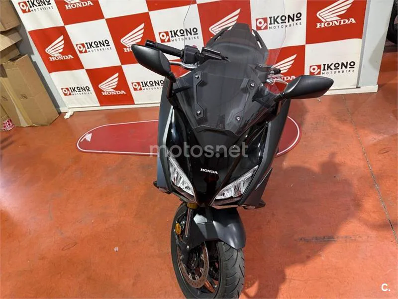 Honda Forza 750 – Vista 5