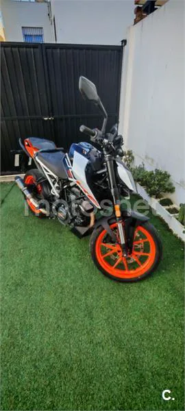 KTM 125 – Vista 3