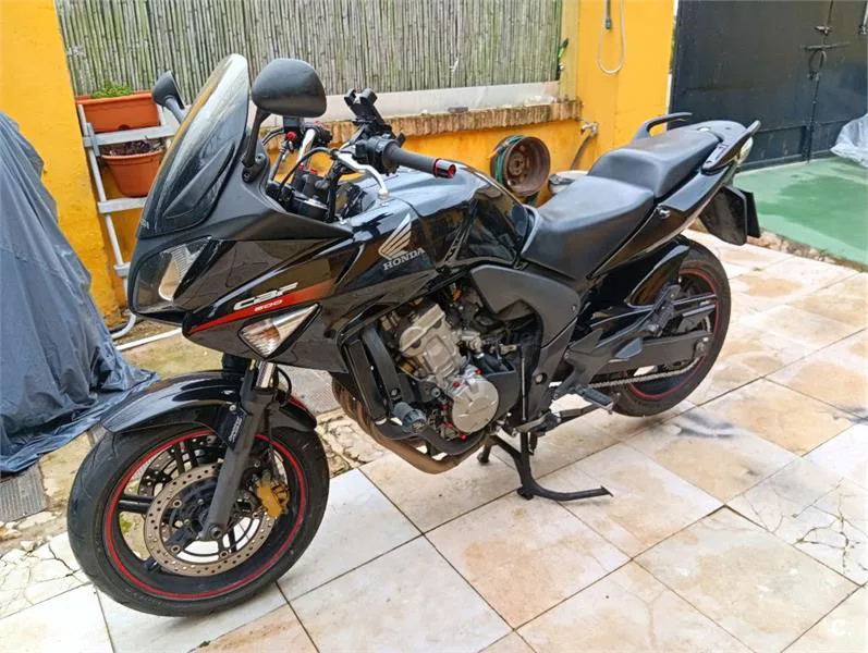 Honda CBF 600S 2800 € 2012 Sevilla - 1