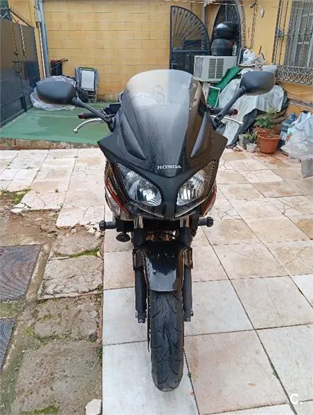 Honda CBF 600S – Vista 3