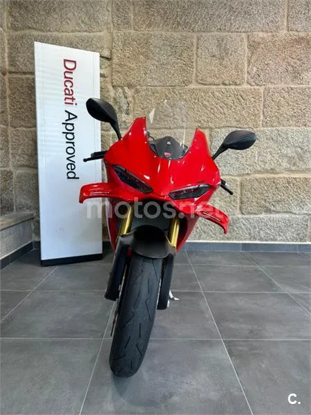 Ducati Panigale V4 – Vista 4