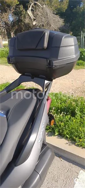 Yamaha XMAX 125 – Vista 11