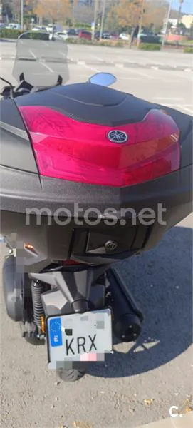 Yamaha XMAX 125 – Vista 12