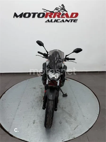 Yamaha MT-07 – Vista 20