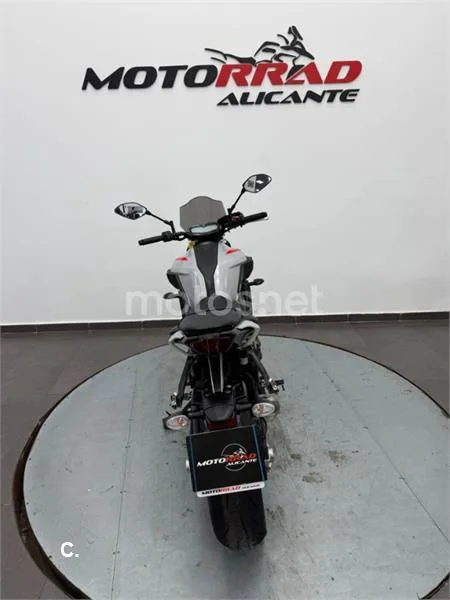 Yamaha MT-07 – Vista 4