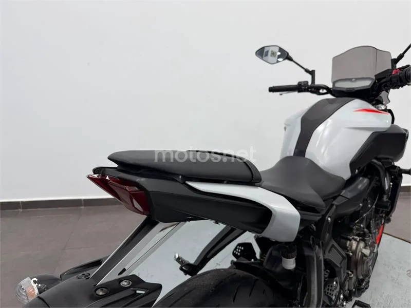 Yamaha MT-07 – Vista 10