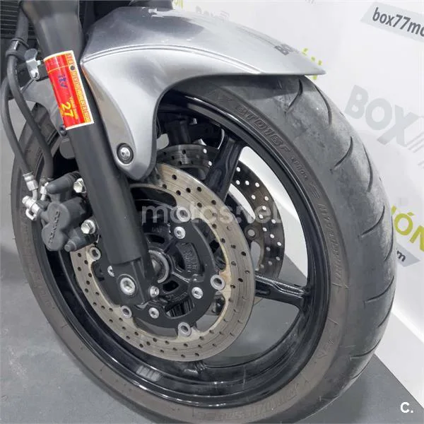 Suzuki SFV 650 Gladius – Vista 18