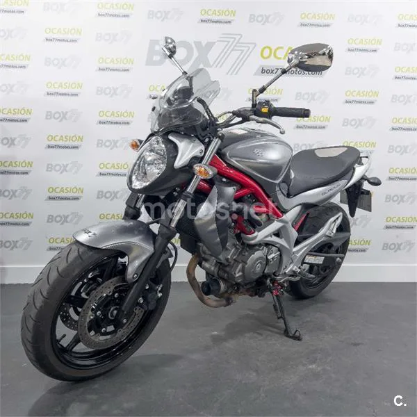 Suzuki SFV 650 Gladius – Vista 4