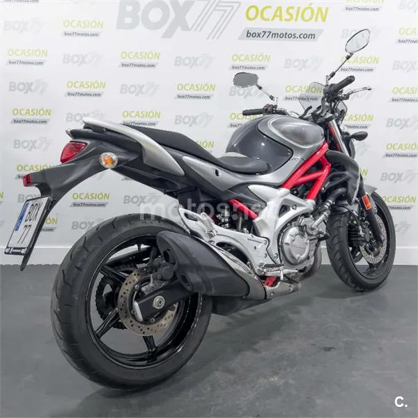 Suzuki SFV 650 Gladius – Vista 5