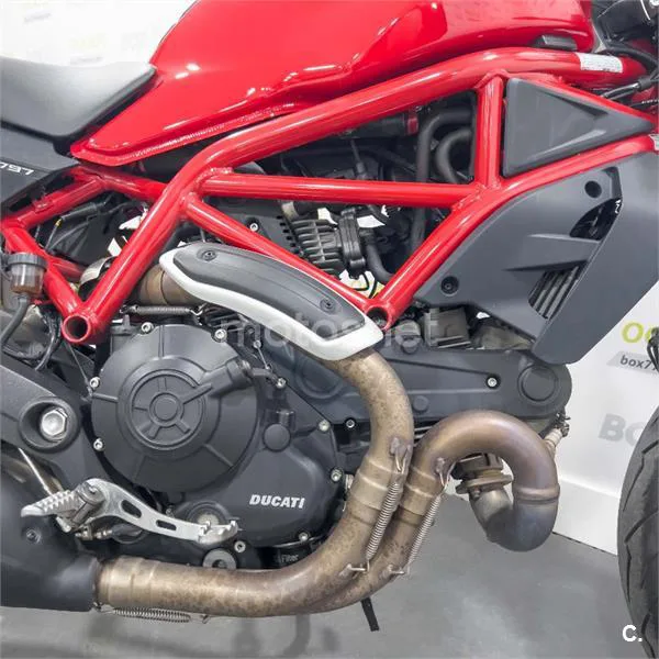 Ducati Monster 797 – Vista 16