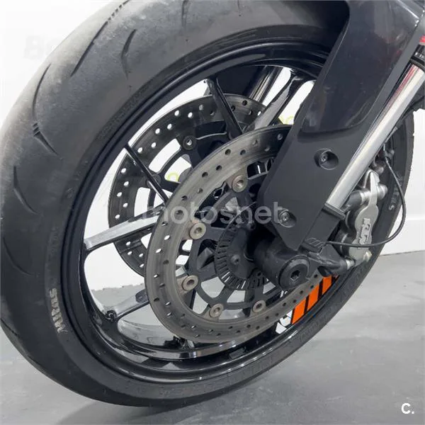 KTM 790 – Vista 24