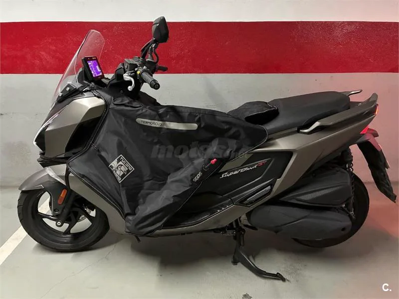 Kymco Super Dink 350i – Vista 2