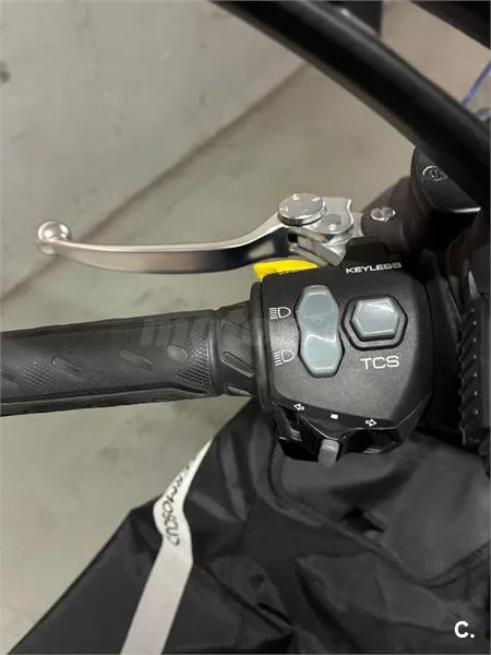 Kymco Super Dink 350i – Vista 7