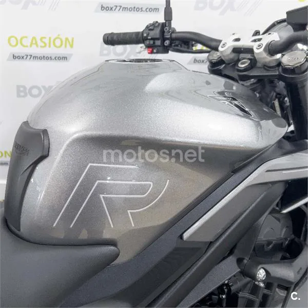 Triumph Street Triple 765 – Vista 19