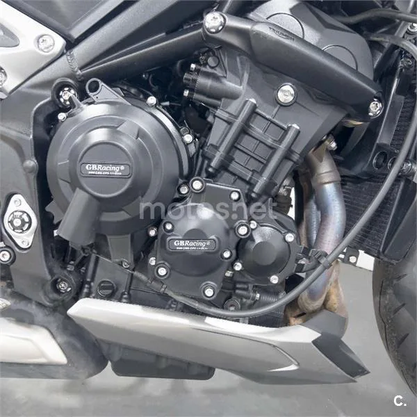 Triumph Street Triple 765 – Vista 20
