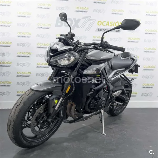 Triumph Street Triple 765 – Vista 3