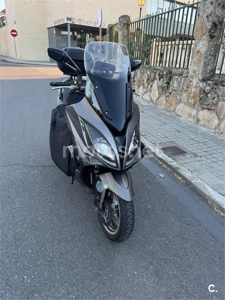 Kymco Xciting 400i – Vista 2