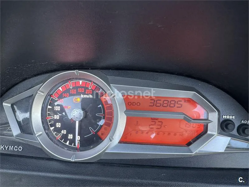 Kymco Xciting 400i – Vista 5