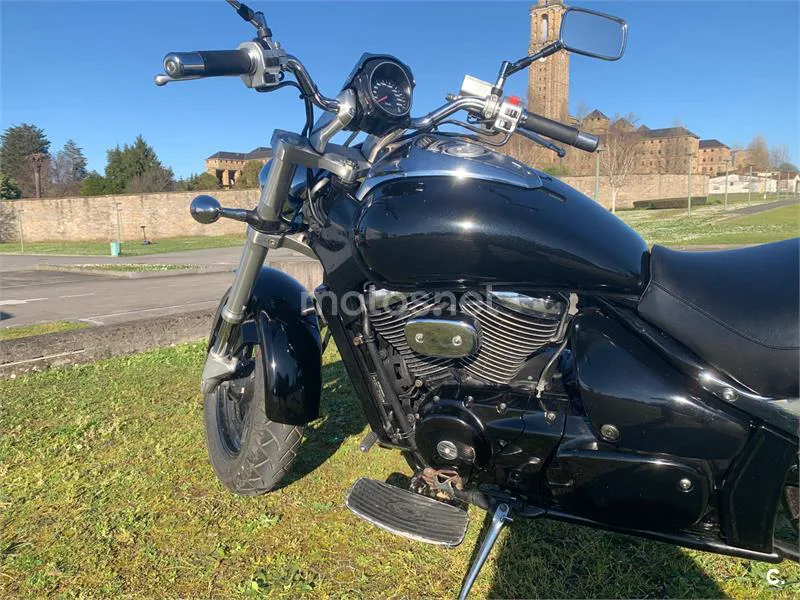 Suzuki Intruder M800 – Vista 5