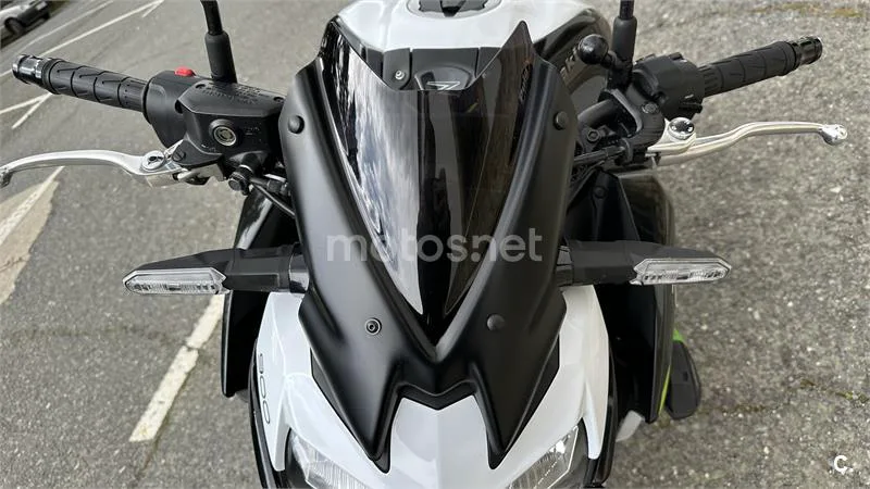 Kawasaki Z 900 – Vista 8