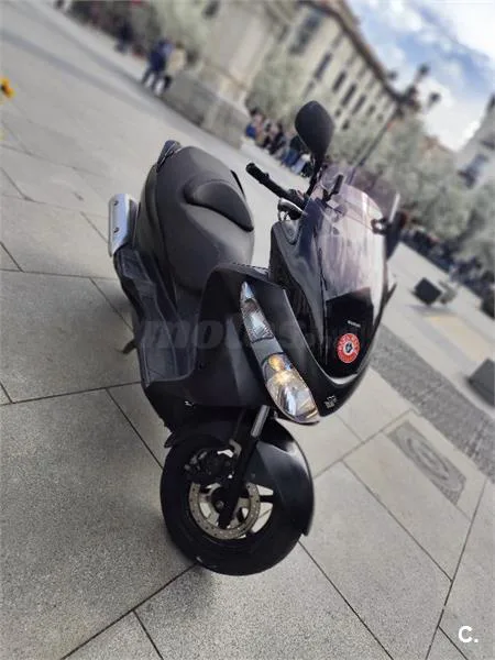 Suzuki Burgman 200 Executive – Vista 6